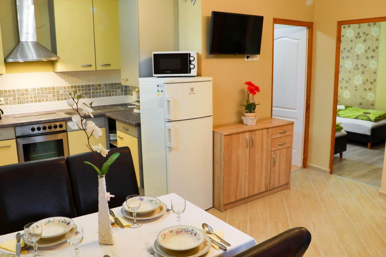 Jazmin Apartman Buzsak Exterior photo